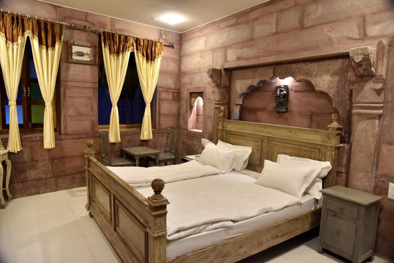 Dev Kothi - Boutique Heritage Stay จ๊อดปูร์ ภายนอก รูปภาพ