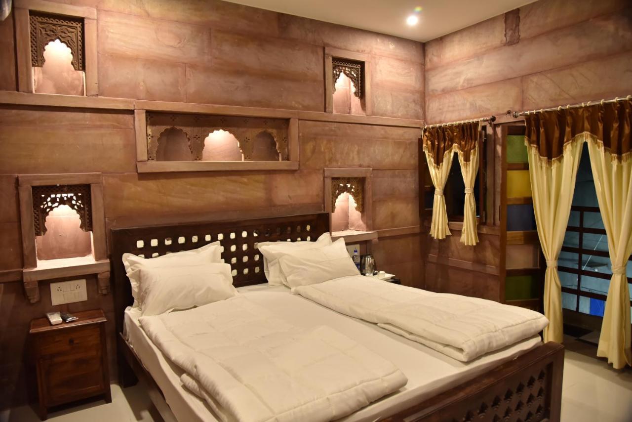 Dev Kothi - Boutique Heritage Stay จ๊อดปูร์ ภายนอก รูปภาพ
