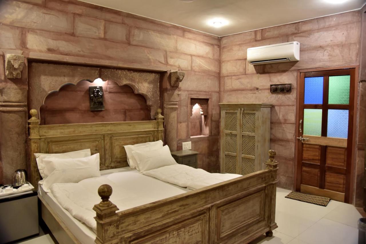 Dev Kothi - Boutique Heritage Stay จ๊อดปูร์ ภายนอก รูปภาพ