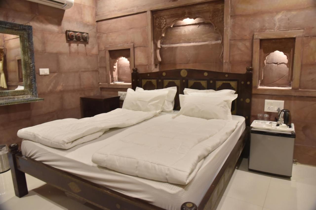 Dev Kothi - Boutique Heritage Stay จ๊อดปูร์ ภายนอก รูปภาพ