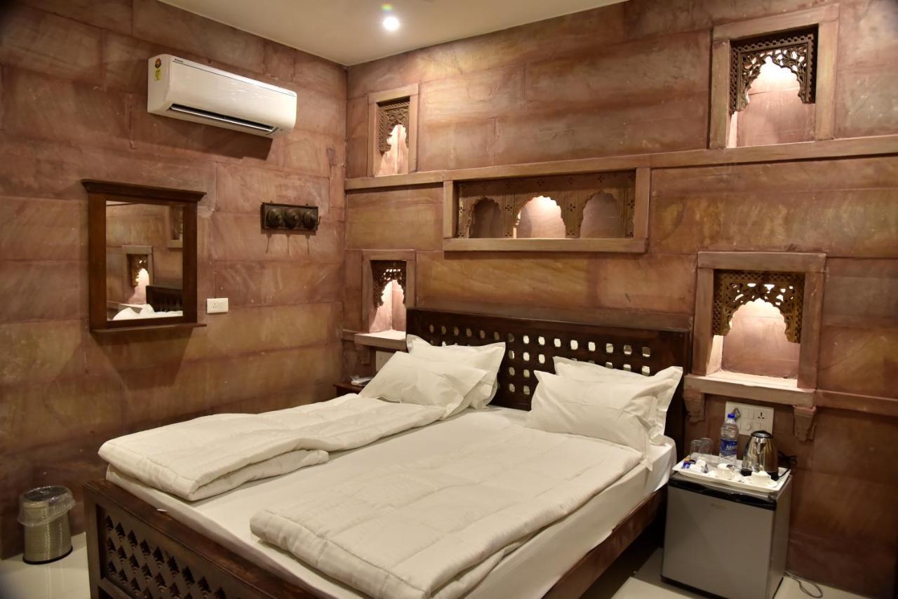 Dev Kothi - Boutique Heritage Stay จ๊อดปูร์ ภายนอก รูปภาพ