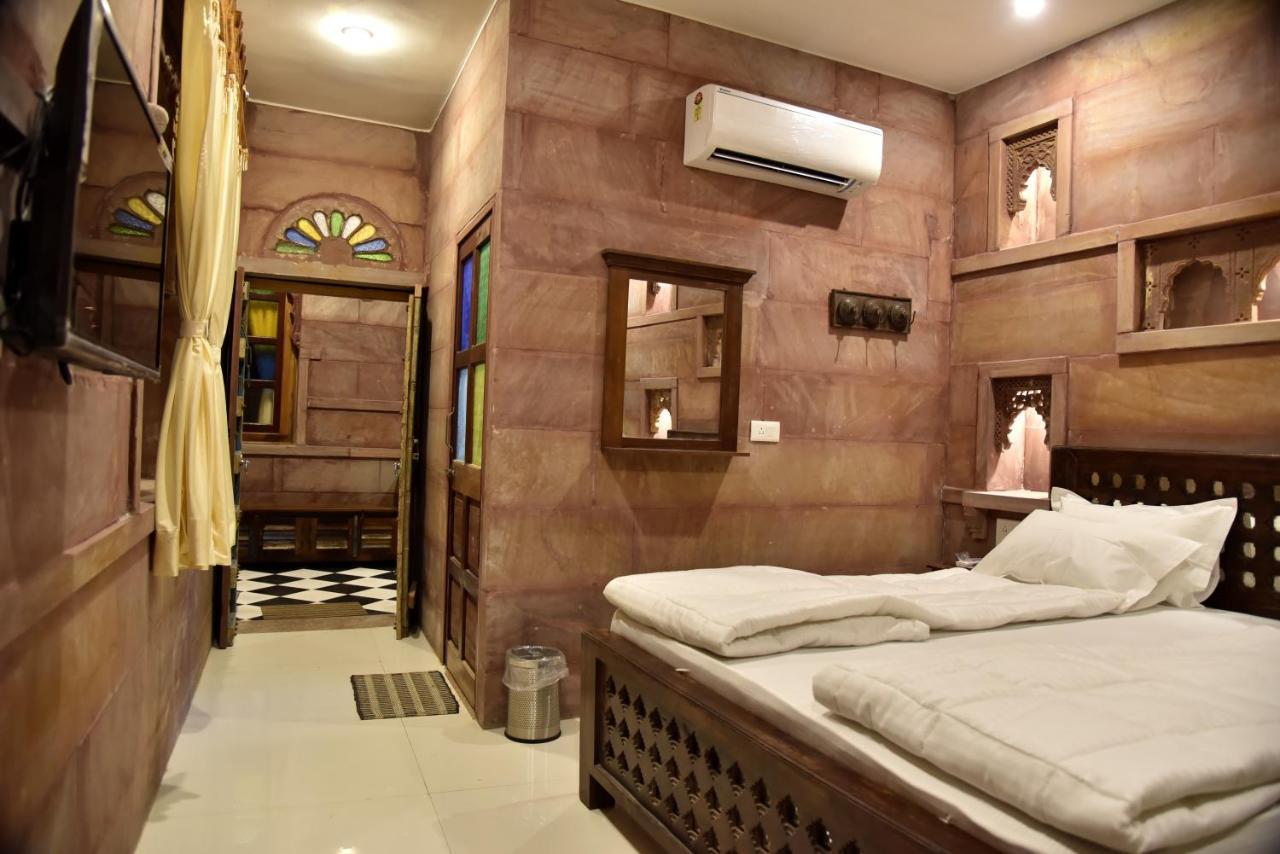 Dev Kothi - Boutique Heritage Stay จ๊อดปูร์ ภายนอก รูปภาพ
